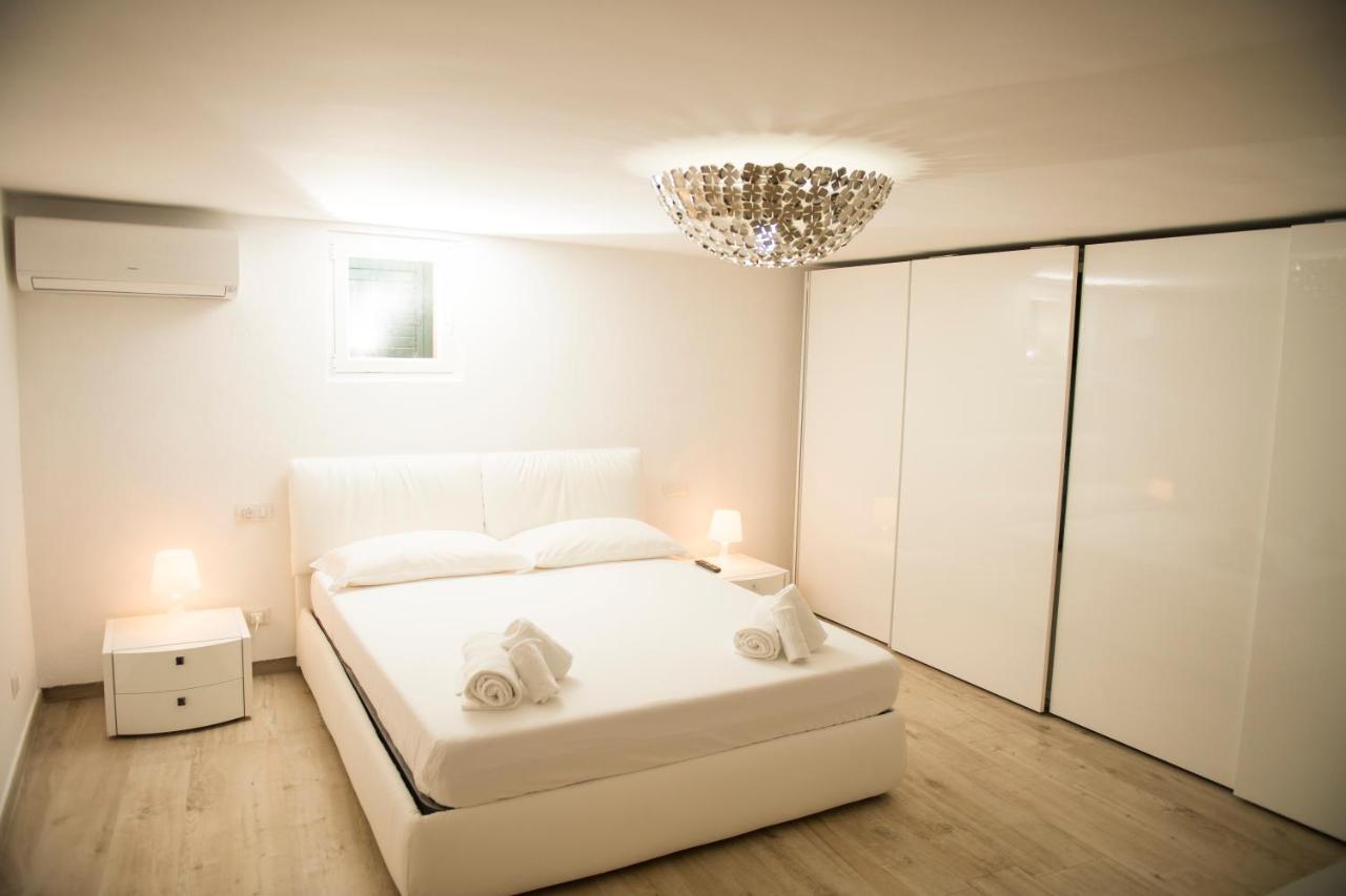 Palazzo Absolem Luxury Apartment Monopoli Luaran gambar