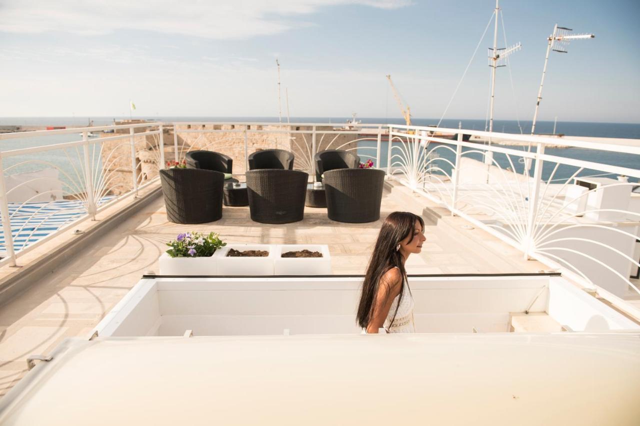 Palazzo Absolem Luxury Apartment Monopoli Luaran gambar